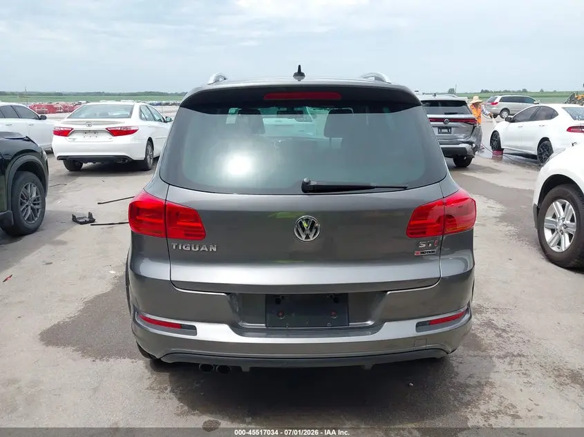 2016 VOLKSWAGEN TIGUAN R-LINE