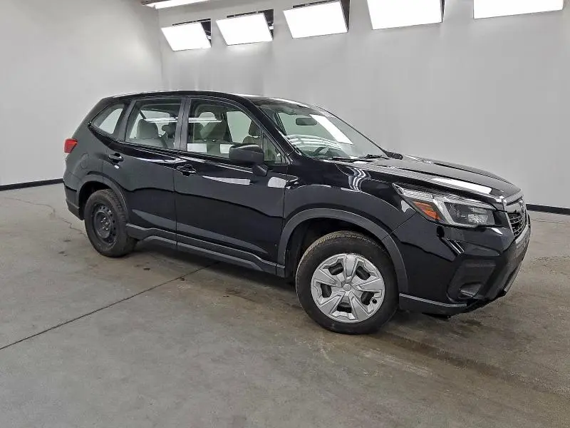 2021 SUBARU FORESTER   
