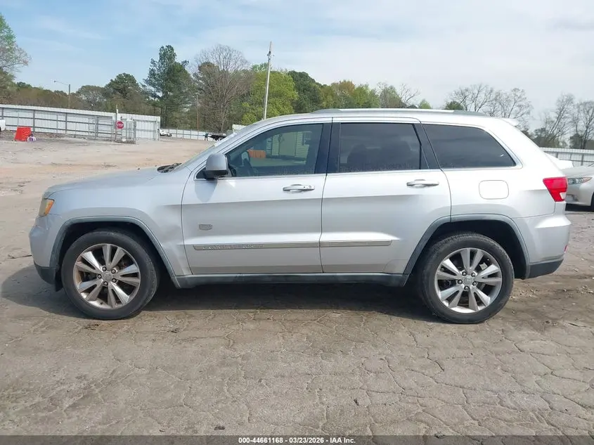 2011 JEEP GRAND CHEROKEE LAREDO