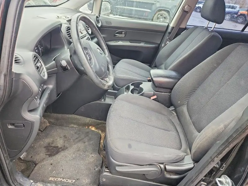 2012 KIA RONDO   