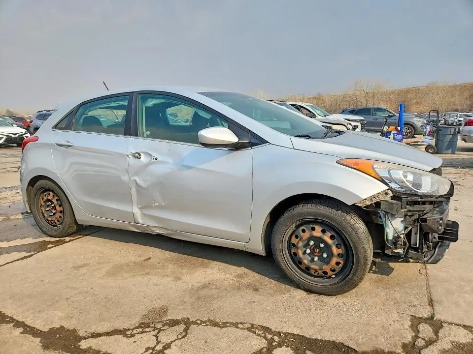 2016 HYUNDAI ELANTRA GT BASE  