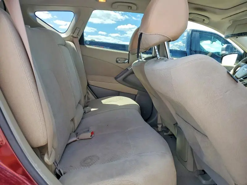 2012 NISSAN MURANO S  