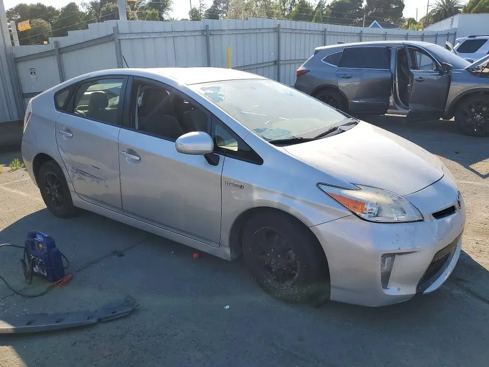 2015 TOYOTA PRIUS TWO  