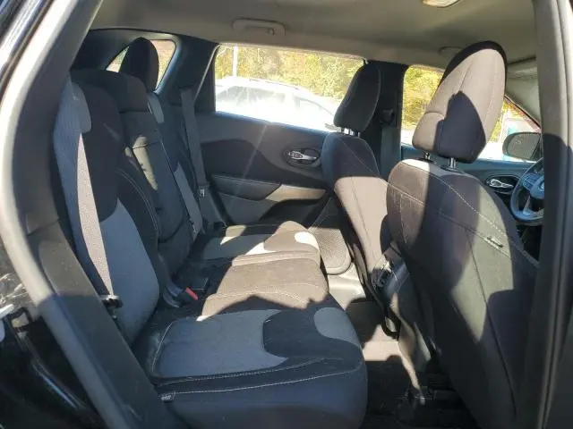 2017 JEEP CHEROKEE SPORT  