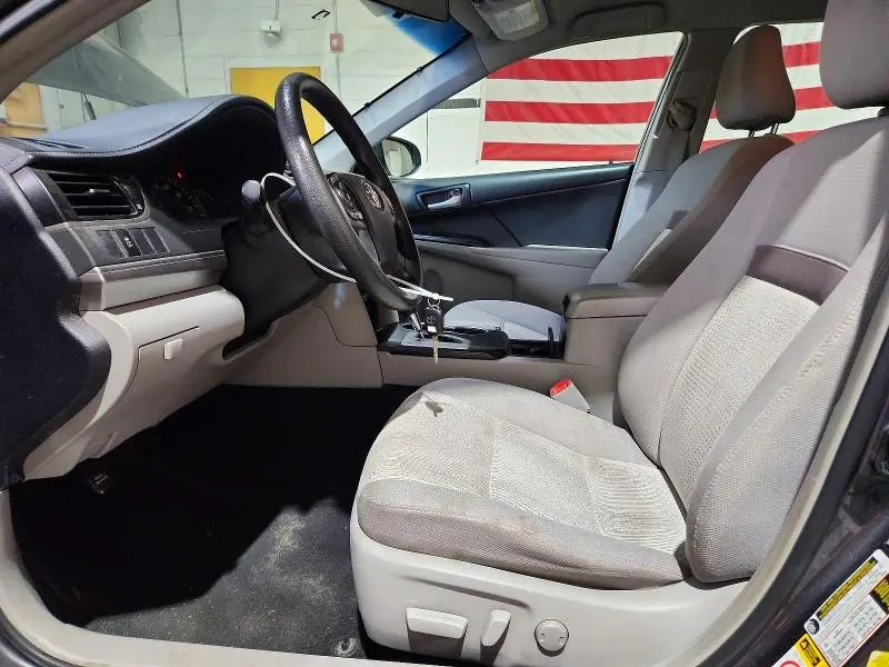 2014 TOYOTA CAMRY LE  