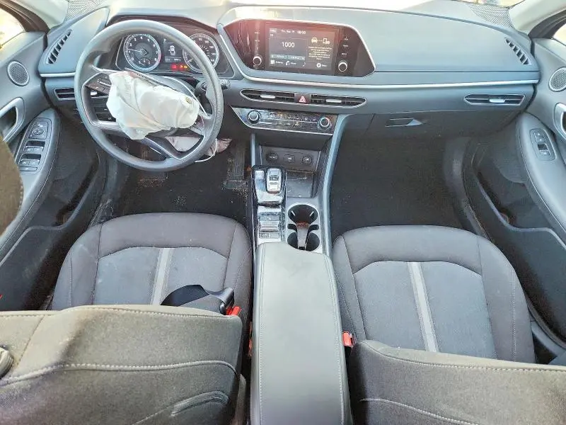 2020 HYUNDAI SONATA SE  