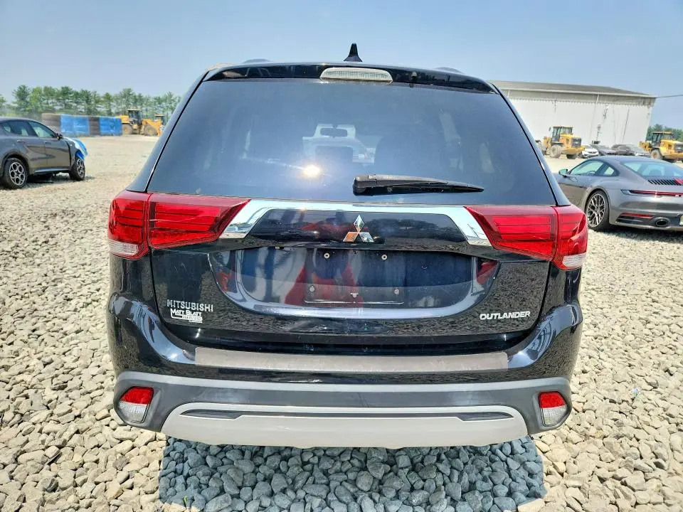 2019 MITSUBISHI OUTLANDER ES  
