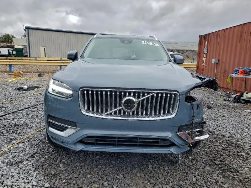 2023 VOLVO XC90 PLUS  