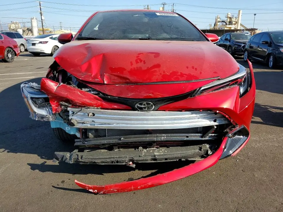 2025 TOYOTA COROLLA   