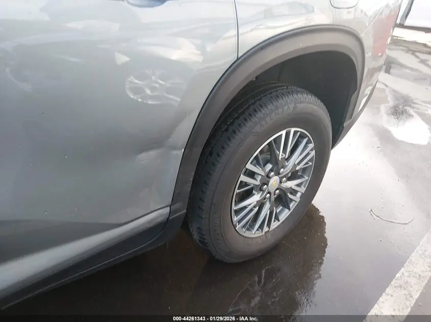 2024 CHEVROLET TRAVERSE FWD LS