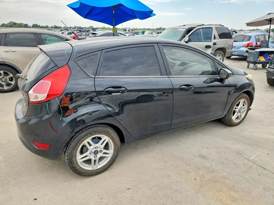 2018 FORD FIESTA SE  