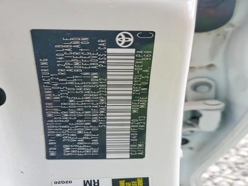 2021 TOYOTA COROLLA LE  