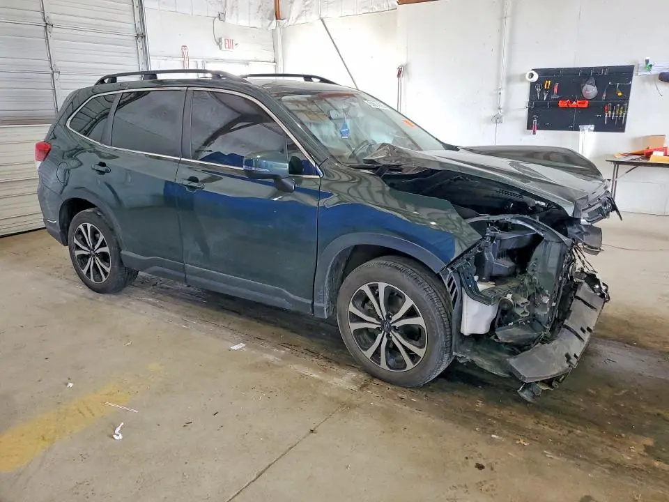 2024 SUBARU FORESTER LIMITED  