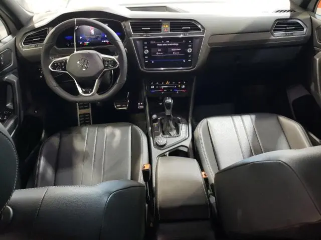 2022 VOLKSWAGEN TIGUAN SE R-LINE BLACK  