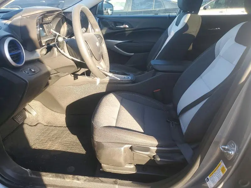 2025 CHEVROLET TRAX LS  