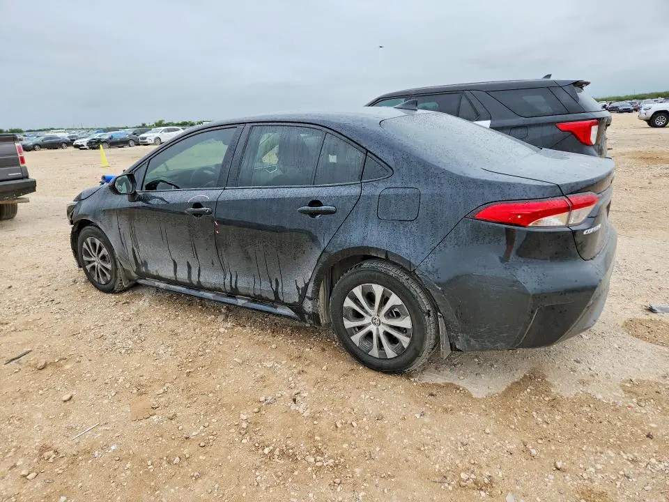 2022 TOYOTA COROLLA LE  