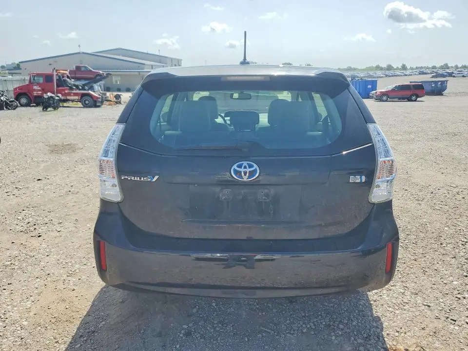 2014 TOYOTA PRIUS V FIVE  