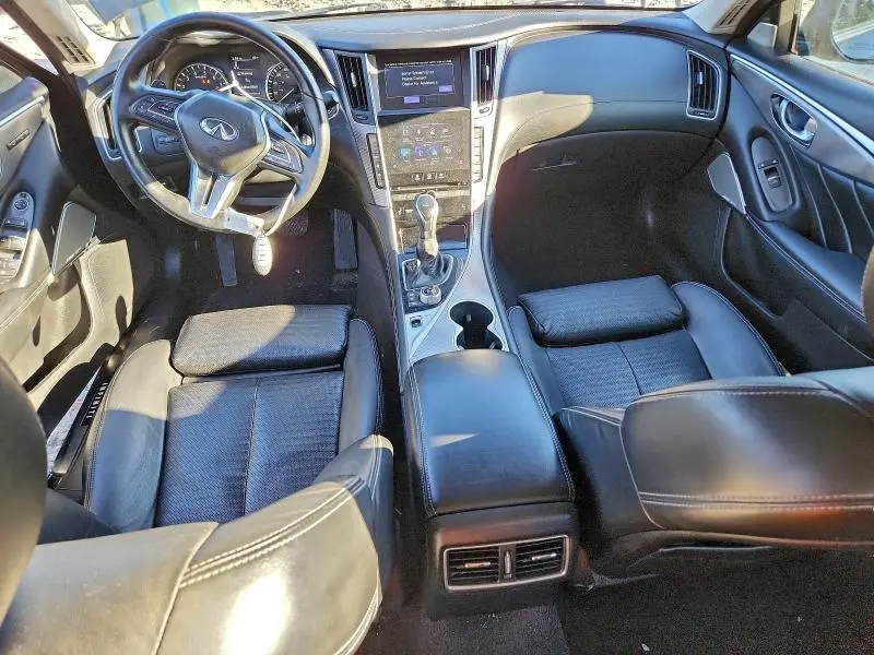 2019 INFINITI Q50 LUXE  