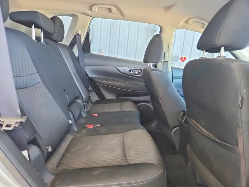2017 NISSAN ROGUE S  