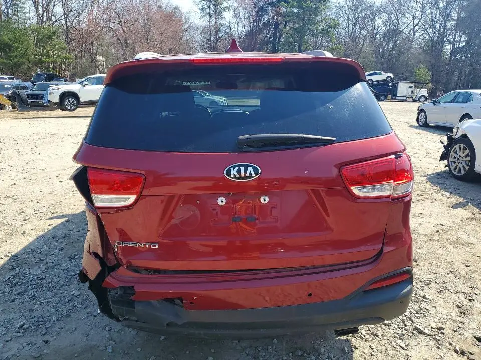 2018 KIA SORENTO LX  