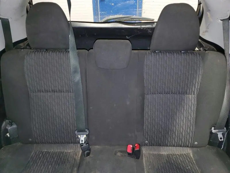 2014 TOYOTA YARIS 5-DOOR L  