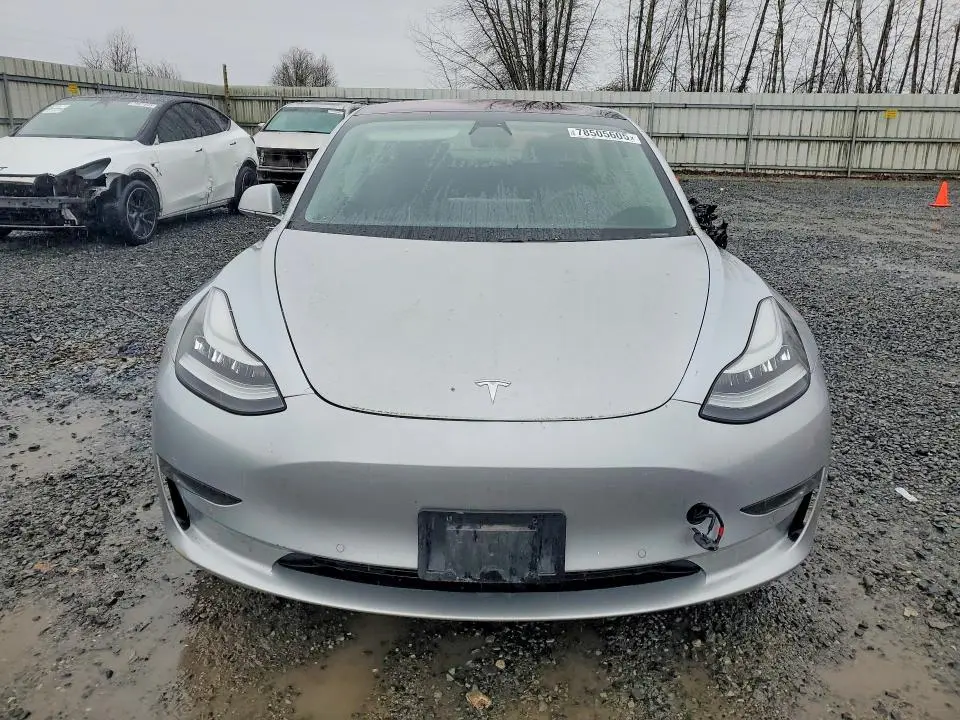 2018 TESLA MODEL 3   