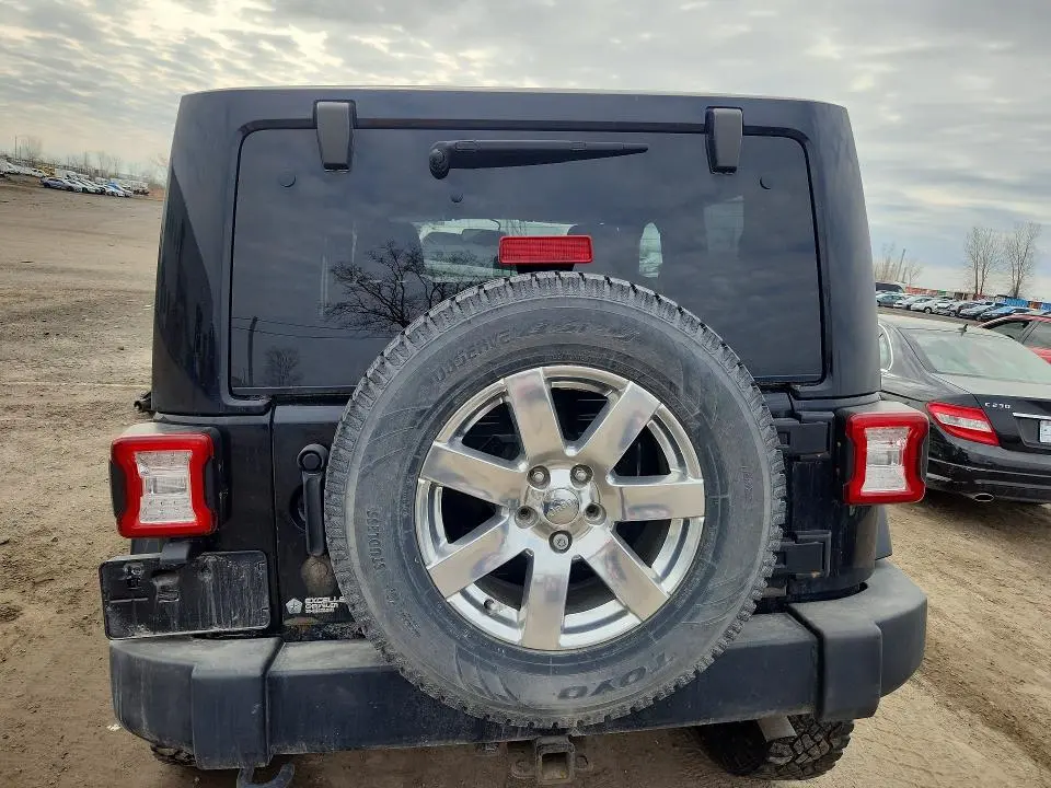 2013 JEEP WRANGLER SAHARA  