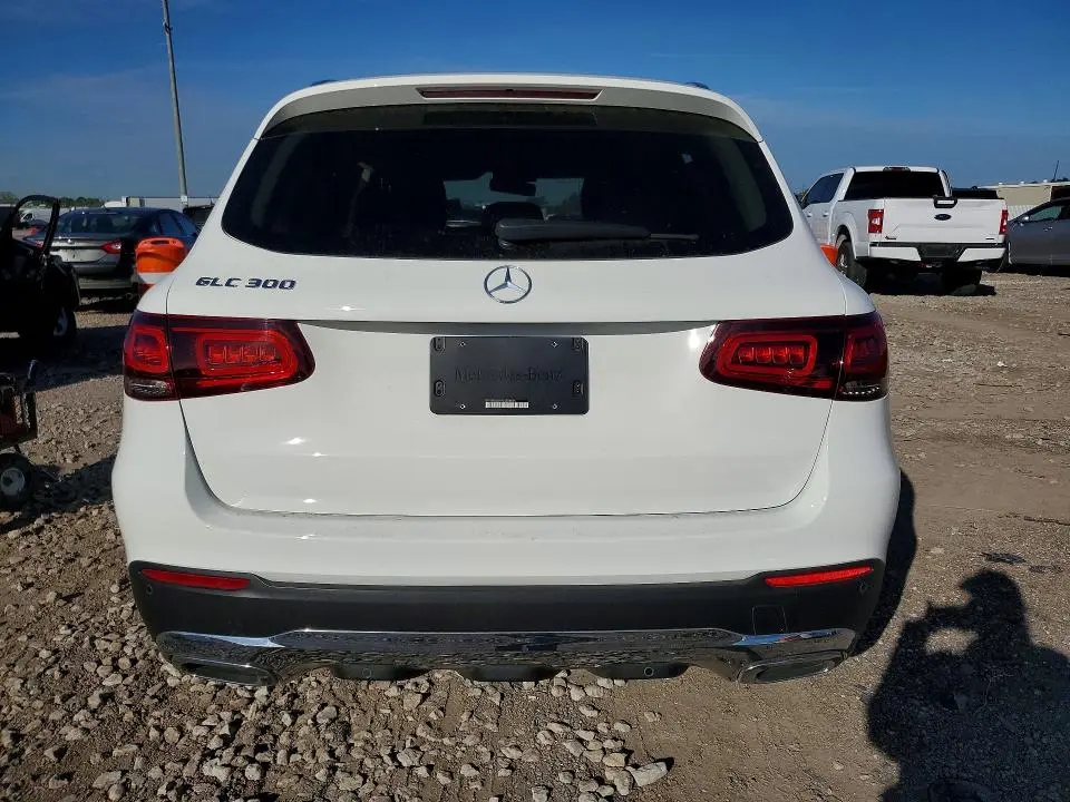 2021 MERCEDES-BENZ GLC 300  