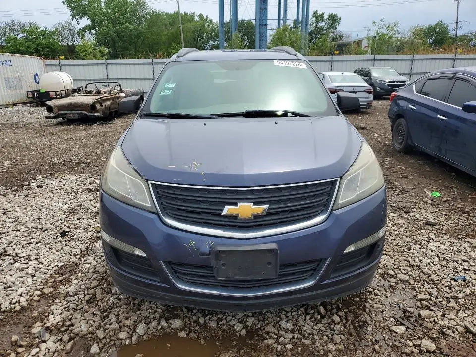 2014 CHEVROLET TRAVERSE LS  