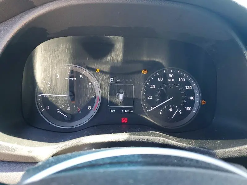 2018 HYUNDAI TUCSON SE  