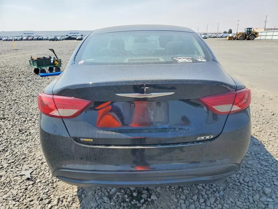 2016 CHRYSLER 200 LX  