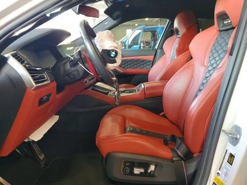 2022 BMW X6 M  
