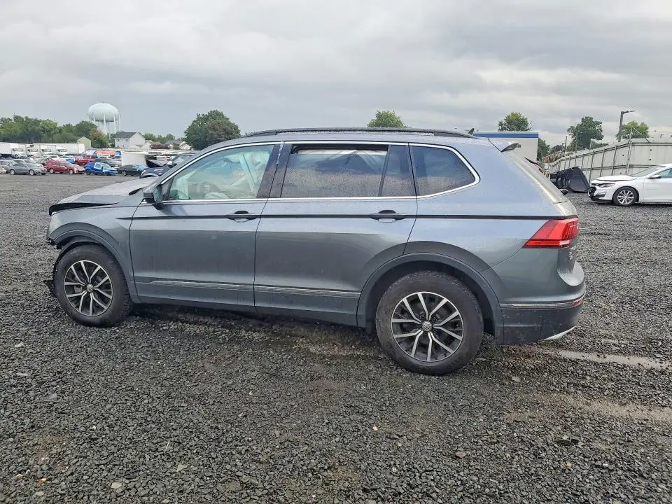 2021 VOLKSWAGEN TIGUAN SE  
