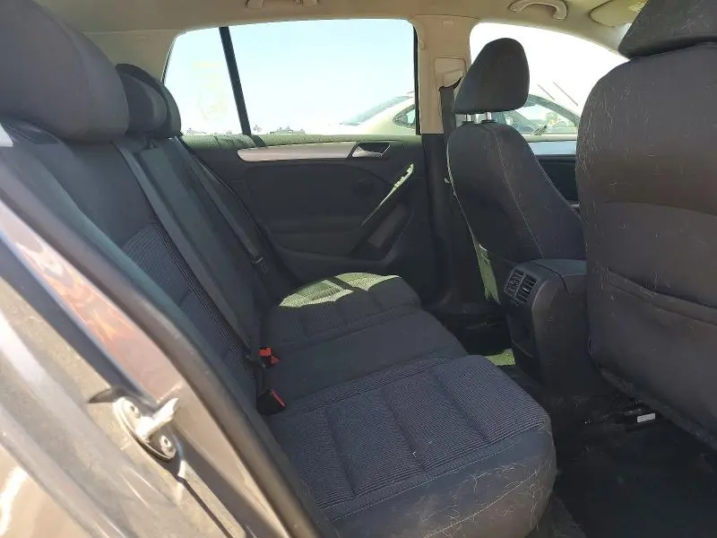 2014 VOLKSWAGEN GOLF   