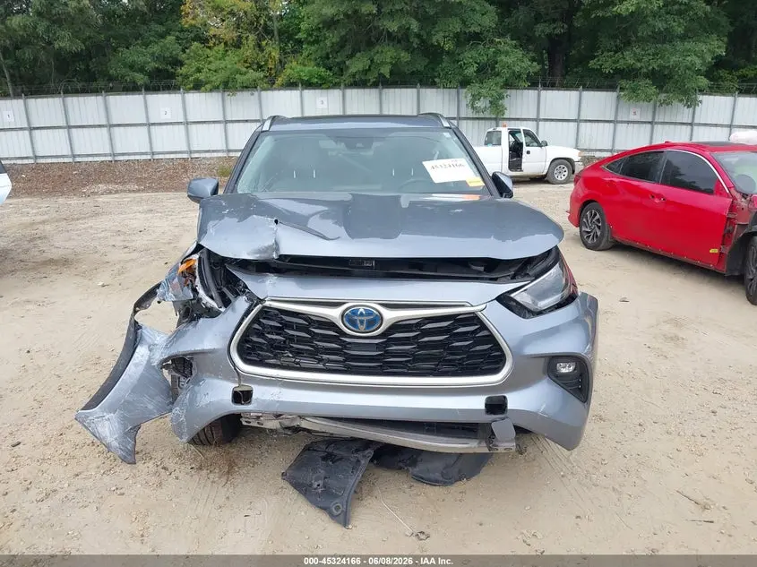 2021 TOYOTA HIGHLANDER HYBRID XLE