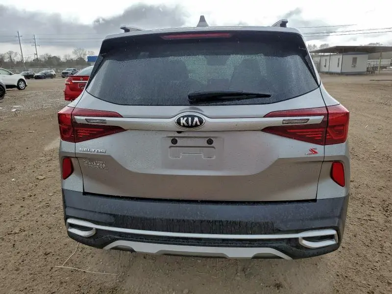 2021 KIA SELTOS S  