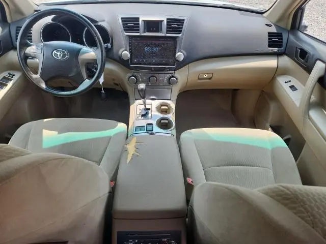 2010 TOYOTA HIGHLANDER   