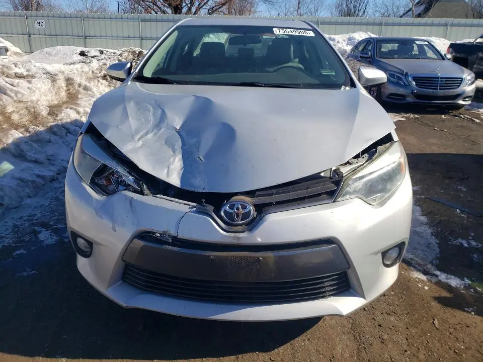 2016 TOYOTA COROLLA LE PLUS  
