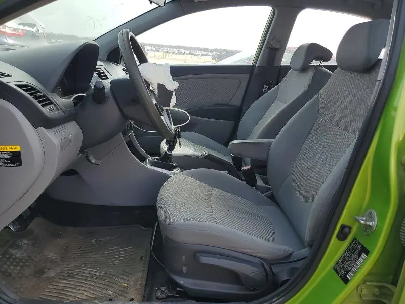 2013 HYUNDAI ACCENT GLS  