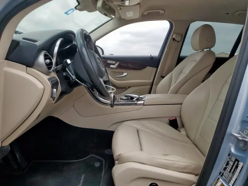 2016 MERCEDES-BENZ GLC 300  