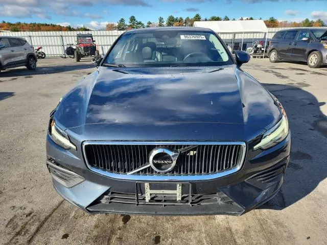 2019 VOLVO S60 T6 MOMENTUM  