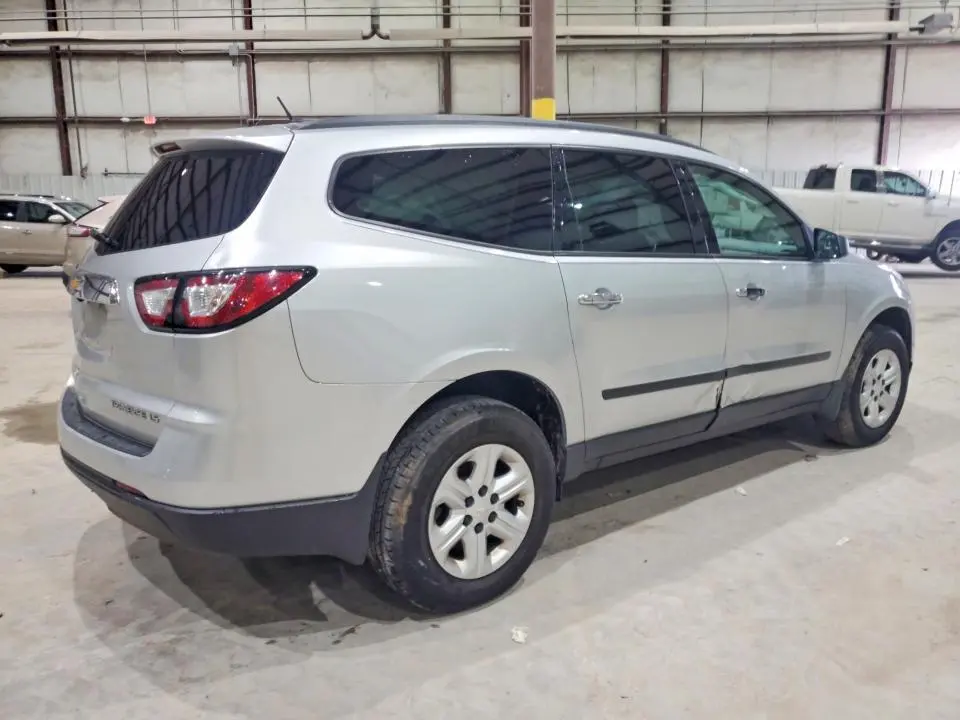 2014 CHEVROLET TRAVERSE LS  