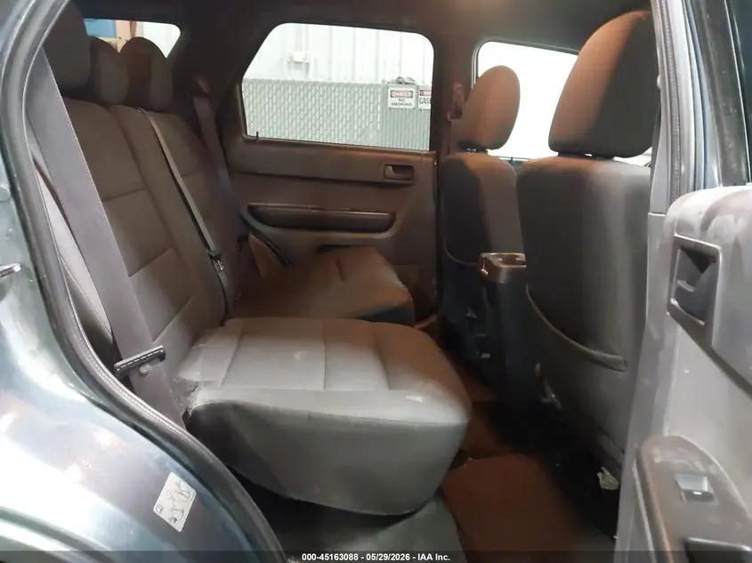 2011 FORD ESCAPE XLT