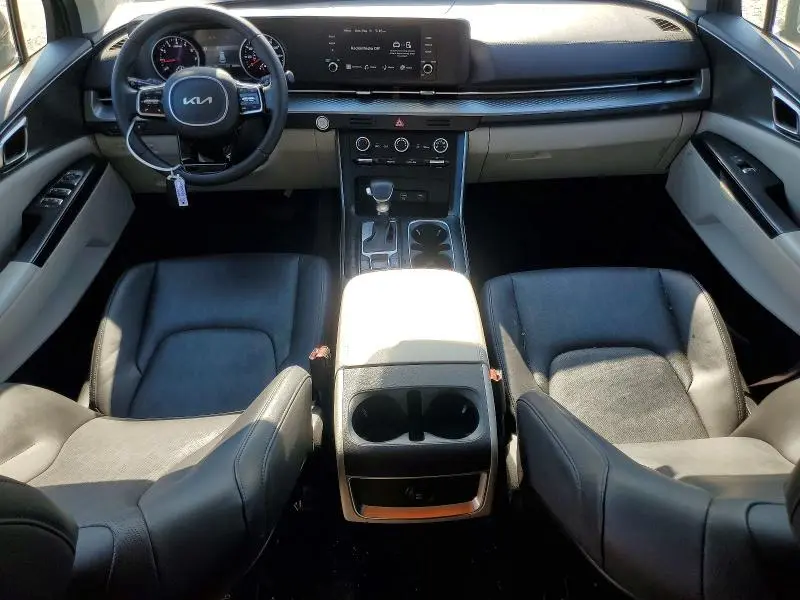 2023 KIA CARNIVAL LX  