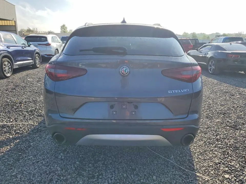2018 ALFA ROMEO STELVIO SPORT  