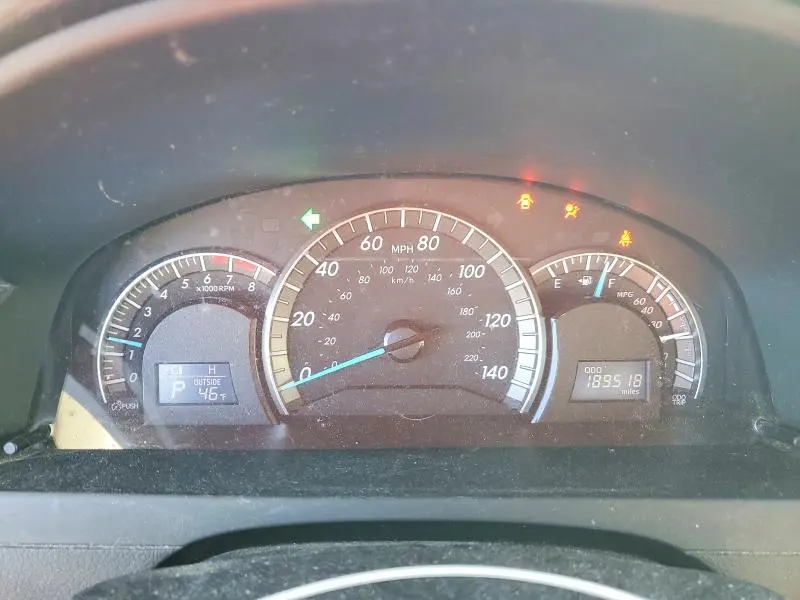 2013 TOYOTA CAMRY SE/X   
