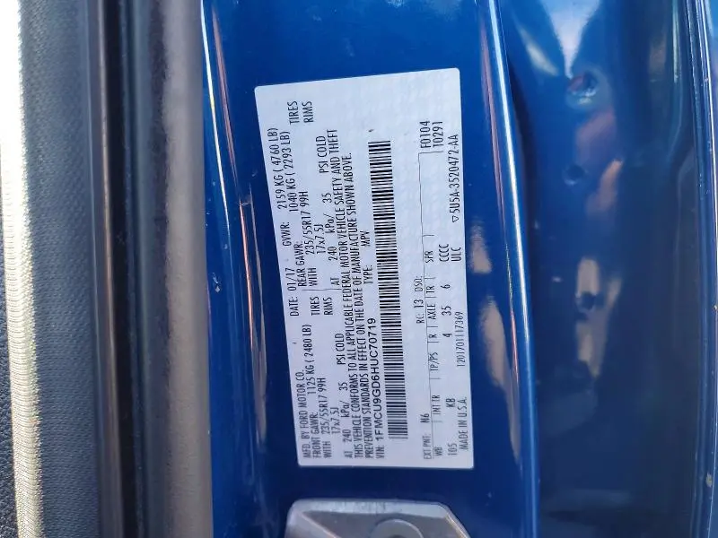 2017 FORD ESCAPE SE  