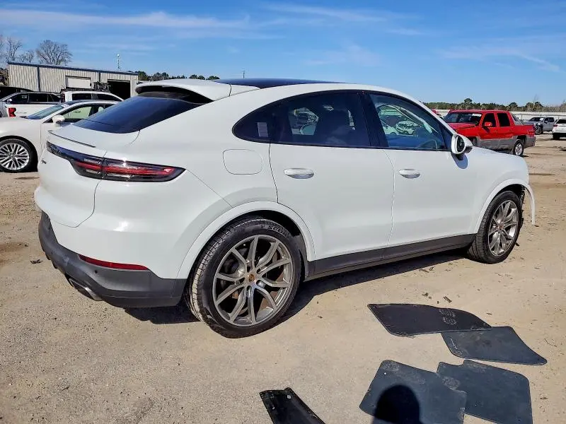 2021 PORSCHE CAYENNE COUPE  