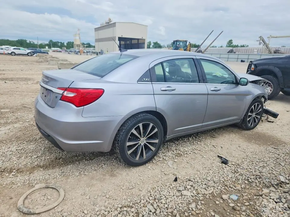 2013 CHRYSLER 200 LIMITED  