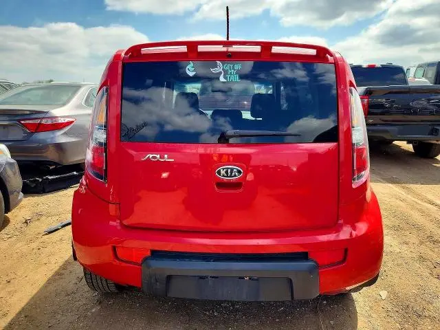 2010 KIA SOUL +  